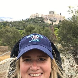 Meet your Posher, Marissa